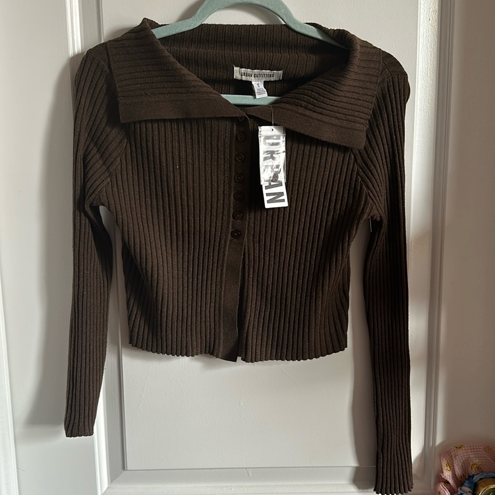 NWT UO S brown top